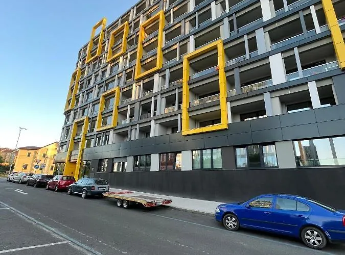 Vit - Free Parking - O2 Arena Praha